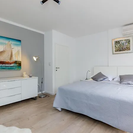 דירה Silente - One Bedroom With Terrace And Partial Sea View *