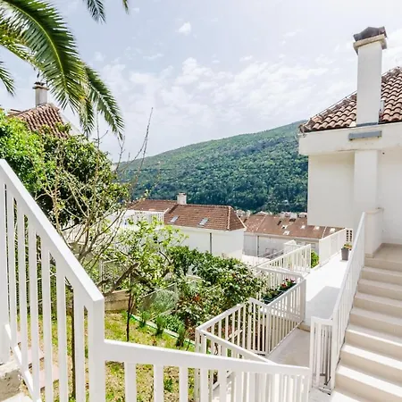 Silente - One Bedroom With Terrace And Partial Sea View Dračevo Selo